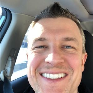 Meet your Posher, Andrew